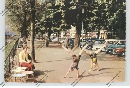 4000 DÜSSELDORF, Radschläger auf der Königsallee, Oldtimer