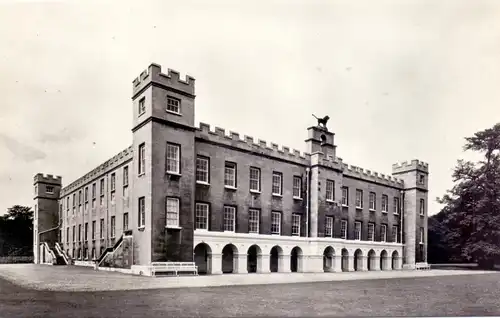 UK - ENGLAND - LONDON-ISLEWORTH, Syon House, River Front