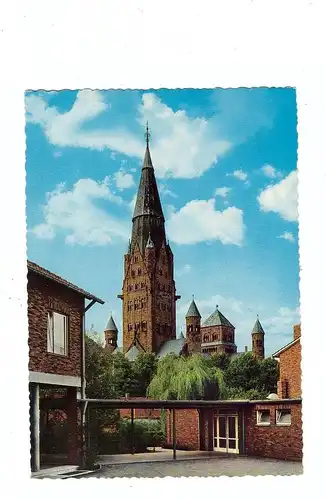 4440 RHEINE, Basilika