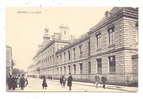 F 44000 NANTES, Le Lycee