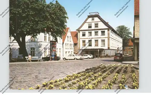 2380 SCHLESWIG, Rathausmarkt, Rathaus, Oldtimer VW-Cabrio