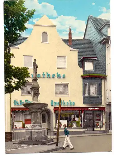 5480 REMAGEN, Marienbrunnen und Apotheke