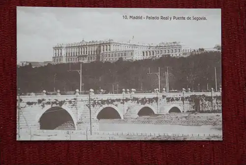 E 28001 MADRID, Palacio Real y Puente de Segovia