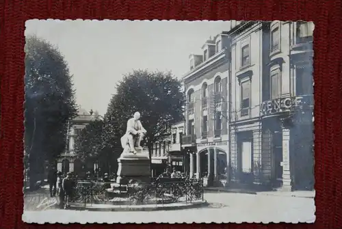 F 56100 LORIENT, Statue Victor Masse