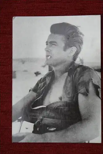 FILM - STAR - JAMES DEAN