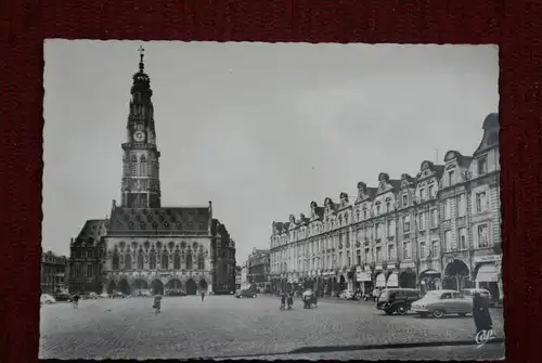 F 62000 ARRAS, Petit Place & l'Hotel de Ville