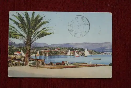 F 83150 BANDOL, la Plage