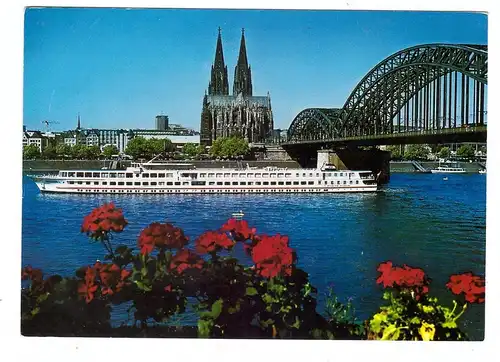BINNENSCHIFFE - RHEIN, Köln-Düsseldorfer Flusskreuzfahrtschiff "BRITANNIA"