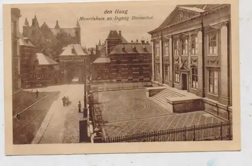 ZUID-HOLLAND - DEN HAAG, Mauritshuis en Ingang Binnenhof, 1923