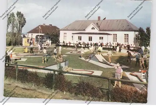 2436 KELLENHUSEN, Minigolf / Klein-Golf-Platz, belebte Szene, Oldtimer Omnibus