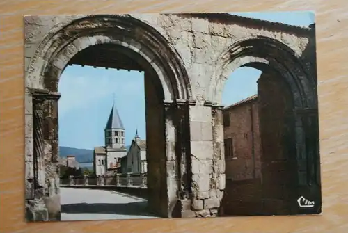 F 71250 CLUNY, Abbaye & portes abbatiales