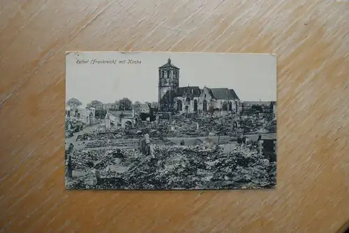 F 08300 RETHEL, Ortsansicht mit Kirche, Fleck auf Rückseite