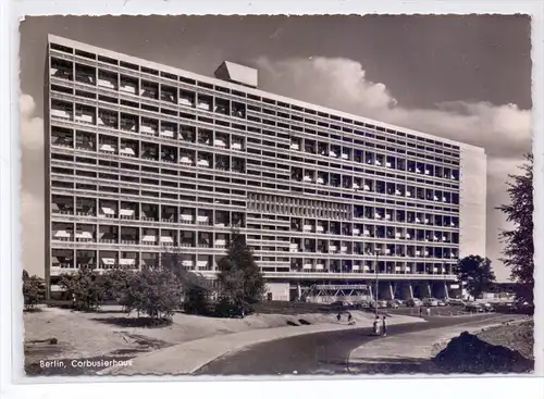 1000 BERLIN - WESTEND, Heilsberger Dreieck, Corbusier-Haus, Architektur