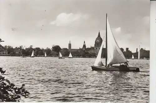 3000 HANNOVER, Maschsee und Neues Rathaus, Segelpartie