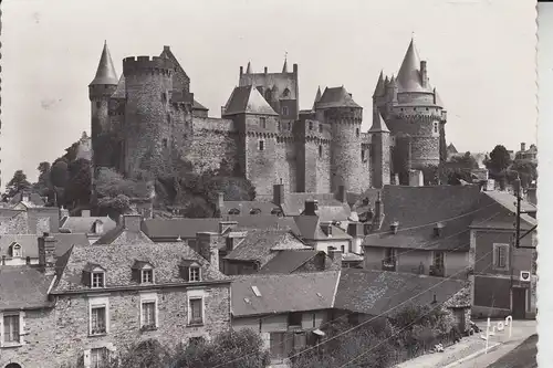 F 35500 VITRE, Le Chateau