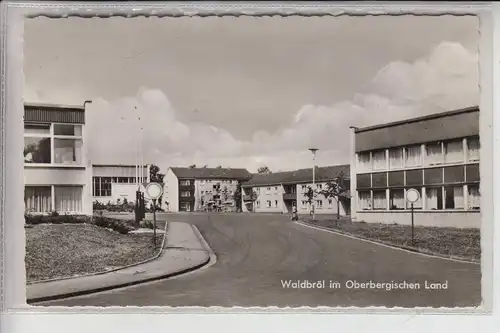 5220 WALDBRÖL, Neubaugebiet, Strassenansicht 1963