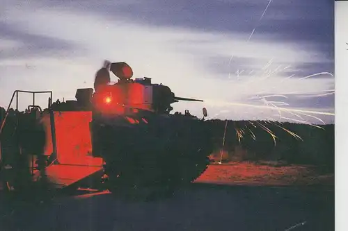 MILITÄR - PANZER - TANKS - CHARS - Nachtschiessen - Niederlande