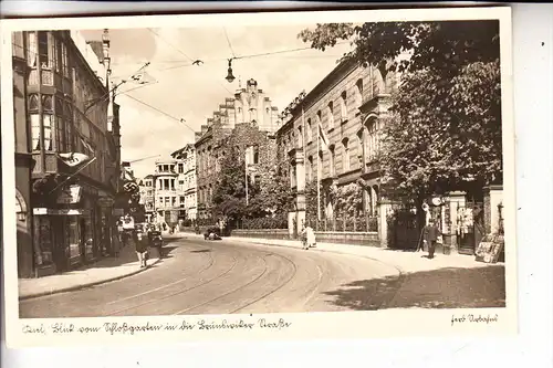 2300 KIEL, Strassenpartie, NS-Beflaggung