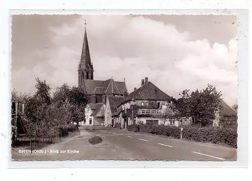 4572 ESSEN, Blick zur Kirche