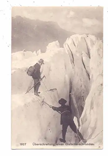 BERGSTEIGEN / Climbing / Alpiniste / Alpinista - "Überschreitung eines Gletschergrundes", Schweiz