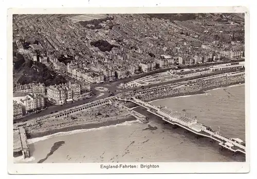 UK - ENGLAND - EAST SUSSEX - BRIGHTON, Zeppelin air view, kl. Druckstelle