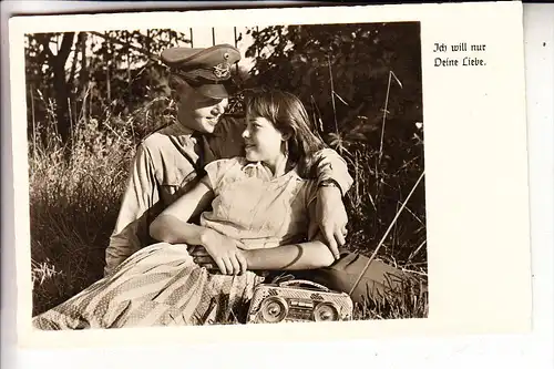 MILITÄR - Bundeswehr - Uniform - Liebe / Romantik, Koffer - Radio