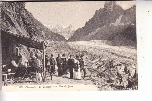 F 74400 CHAMONIX-Mont Blanc, Le Chapeau et la Mer de Glace