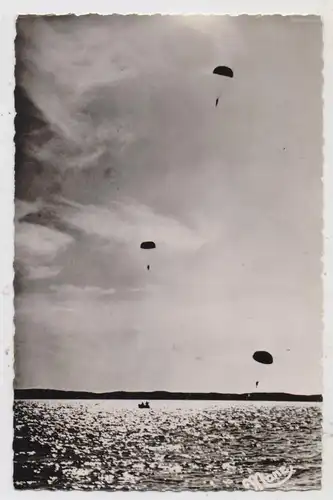 FALLSCHIRMSPRINGEN / Para, Biscarosse, Centre National de Parachutisme, 195...