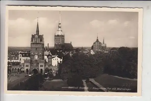 0-2500 ROSTOCK, Kroepeliner Tor mit Wallanlagen