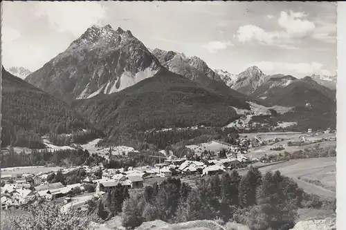 CH 7550 SCUOL / SCHULS, Ortsansicht mit Piz Pisoc 196..
