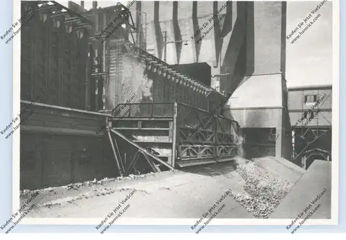 BERGBAU / Mining / Mineur, Ausdrücken des Kokskuchens, Ruhrkohle AG