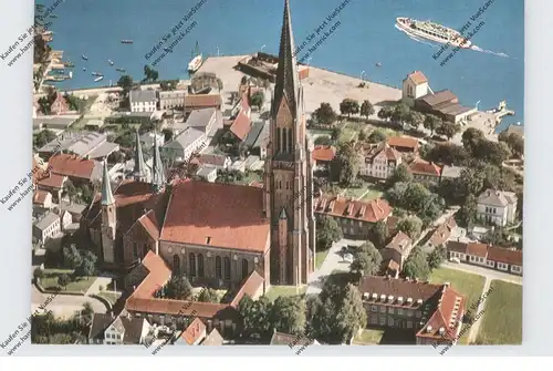 2380 SCHLESWIG, St. Petri Dom und Umgebung, Luftaufnahme