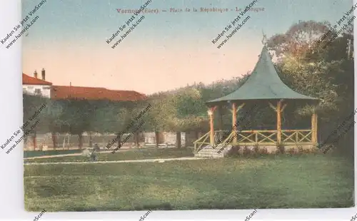 F 27200 VERNON, Place de la Republique, Le Kiosque