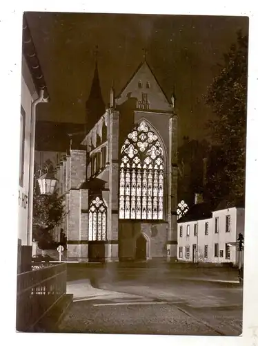 5068 ODENTHAL - ALTENBERG, Altenberger Dom, Westfenster, Nachtaufnahme