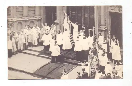 ENGLAND - LONDON, Westminster Cathedral, Archbishop Anointing The First Cross Of Cathedral