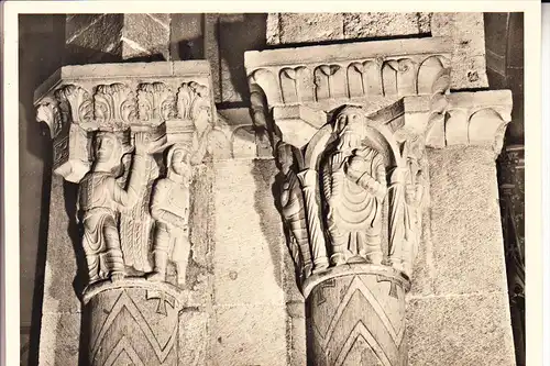 CH 7000 CHUR, Kathedrale, Romanische Kapitelle