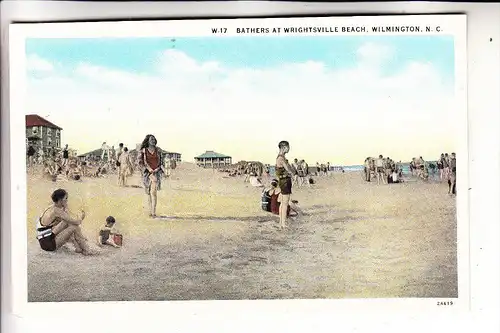 USA - NORTH CAROLINA - WILMINGTON, Bathers at Wrightville Beach