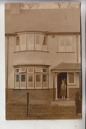 UK - ENGLAND - LONDON - HARROW-KENTON, Westfield Gardens 55, Photo-pc, 1928