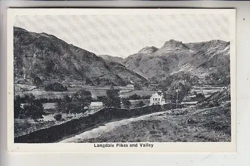 UK - ENGLAND - CUMBRIA - Lake District, langdale Pikes and Valley