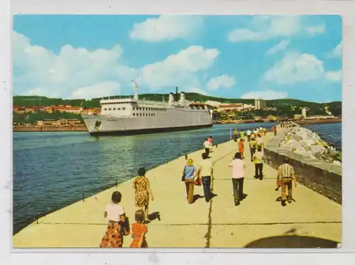 FÄHRE / Ferry / Traversier, Eisenbahnfährschiff "RÜGEN" in Sassnitz