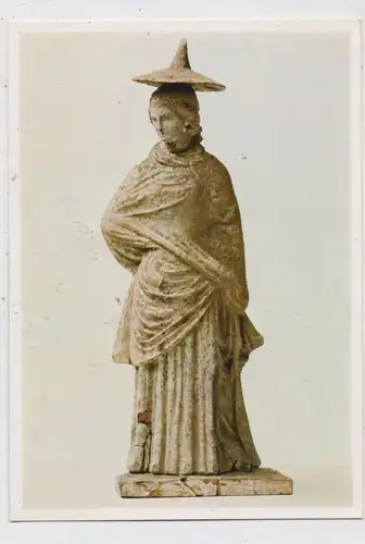 8000 MÜNCHEN, Staatliche Antikensammlungen, Stehende Frau im Chiton und Mantel, Terrakotta