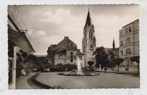 5483 BAD NEUENAHR - AHRWEILER, Katholische Kirche Bad Neuenahr, Springbrunnen, 1956