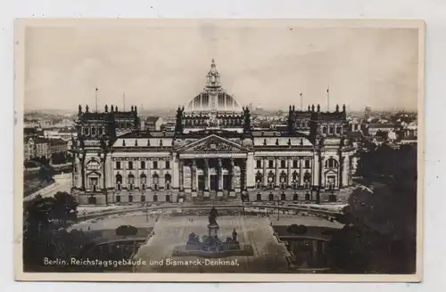 1000 BERLIN, Reichstag mit Bismarck - Denkmal