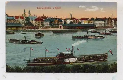 6700 LUDWIGSHAFEN, Blick über den Rhein, Personenschiffe