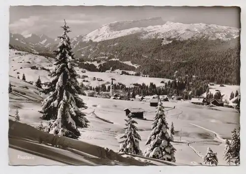 A 6991 RIEZLERN, Dorfansicht mit Schwarzwassertal und Hoch-Ifen, 1957