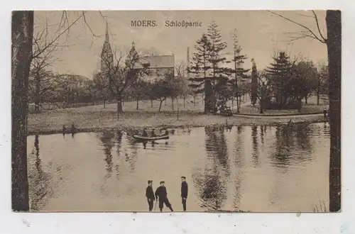 4130 MOERS, Partie am Schloß und Weiher, Kahnpartie, keine AK-Einteilung
