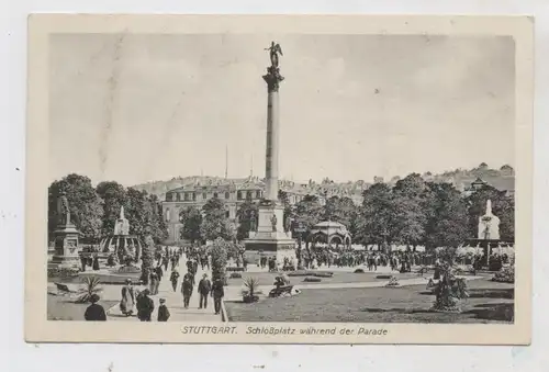 7000 STUTTGART, Schloßplatz während der Parade, belebte Szene