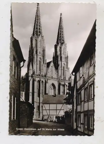 4770 SOEST, Strassenpartie Wiesenstrasse, Durchblick auf St. Maria zur Wiese