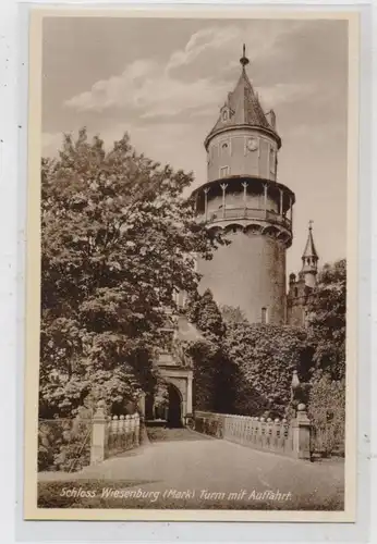 0-1825 WIESENBURG, Schloß Wiesenburg, Turm mit Auffahrt, Verlag Mildner - Belzig