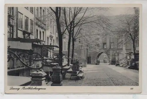 DANZIG / GDANSK, Brotbänkengasse, 1941, in Gotenhafen verschickt